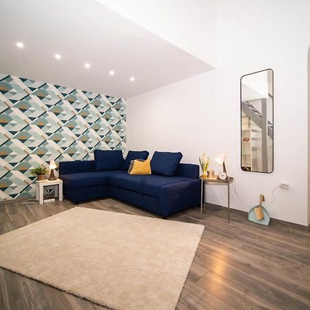 Free Parking! Linden Apartment, Ac, Smart Tv, Wifi Budapest Exterior photo